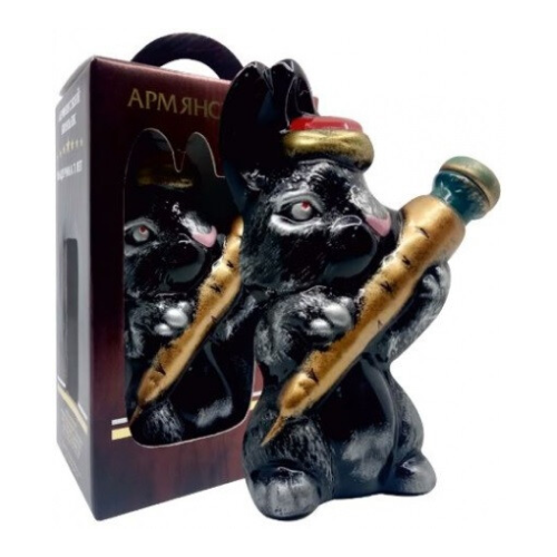 Коньяк "Кролик 2023" 7-летний, в подарочной коробке, 0.33 л