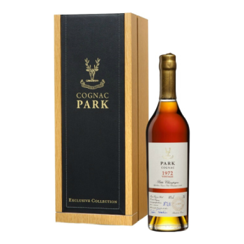 Коньяк "Park" Petite Champagne AOC, 1972, gift coffret, 0.7 л