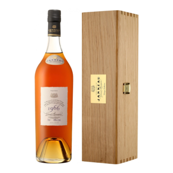 Арманьяк Janneau, Vintage Collection, 1966, wooden box, 0.7 л