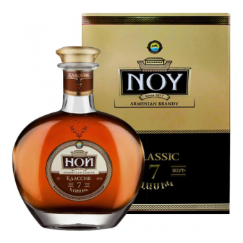 Коньяк "Ной Классик" 7-летний, в подарочной коробке, 0.5 л