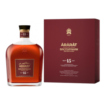 Коньяк Арарат "Васпуракан", в подарочной коробке, 0.7 л