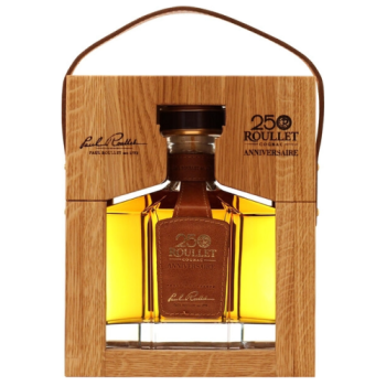 Коньяк "Roullet" 250 Anniversaire, wooden box, 0.7 л Коньяк "Roullet" 250 Anniversaire, wooden box, 0.7 л