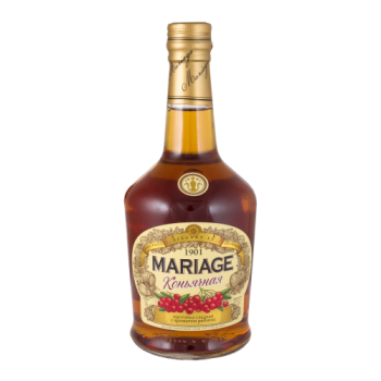 Настойка сладкая Марьяж коньячная с ароматом рябины 0,5 л