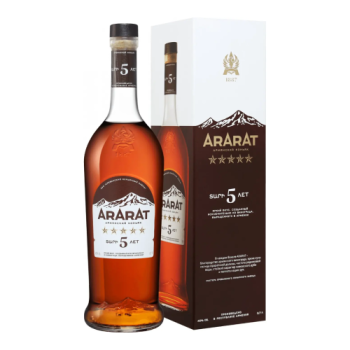 Коньяк "Арарат" 5 Звезд, в подарочной коробке, 0.7 л