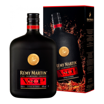 Коньяк "Remy Martin" VSOP, 0.5 л Коньяк "Remy Martin" VSOP, 0.5 л