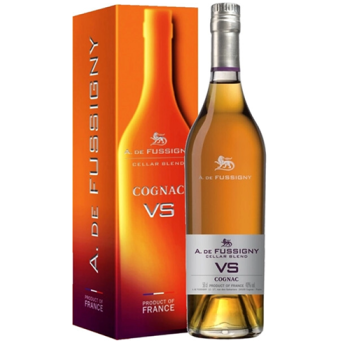 Коньяк ординарный трехлетний СЕЛЛАР БЛЕНД ВС  0,5 п/у Франция