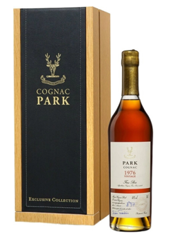 Коньяк коллекционный "Парк Винтаж 1976" Фэн Буа в подарочной упаковке 0,7 л Франция