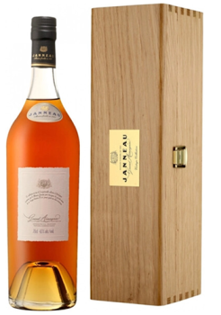 Бренди "Арманьяк Жанно Винтажная Коллекция", год урожая 1964, в деревянной п/у, 0,7л Франция