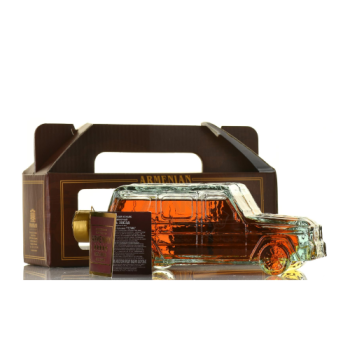 Коньяк Пять звезд 5 лет сувенирная бутылка Гелик 0.5 л в п/у