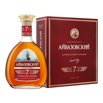 Коньяк "Айвазовский" 7-летний, в подарочной коробке, 0.5 л