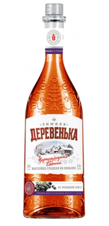 Настойка сладкая "Зимняя деревенька Черноплодная Рябина на коньяке" 0,5 л Россия
