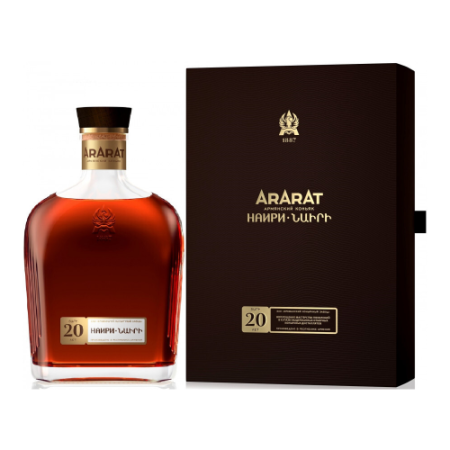 Коньяк Арарат "Наири", в подарочной коробке, 0.5 л
